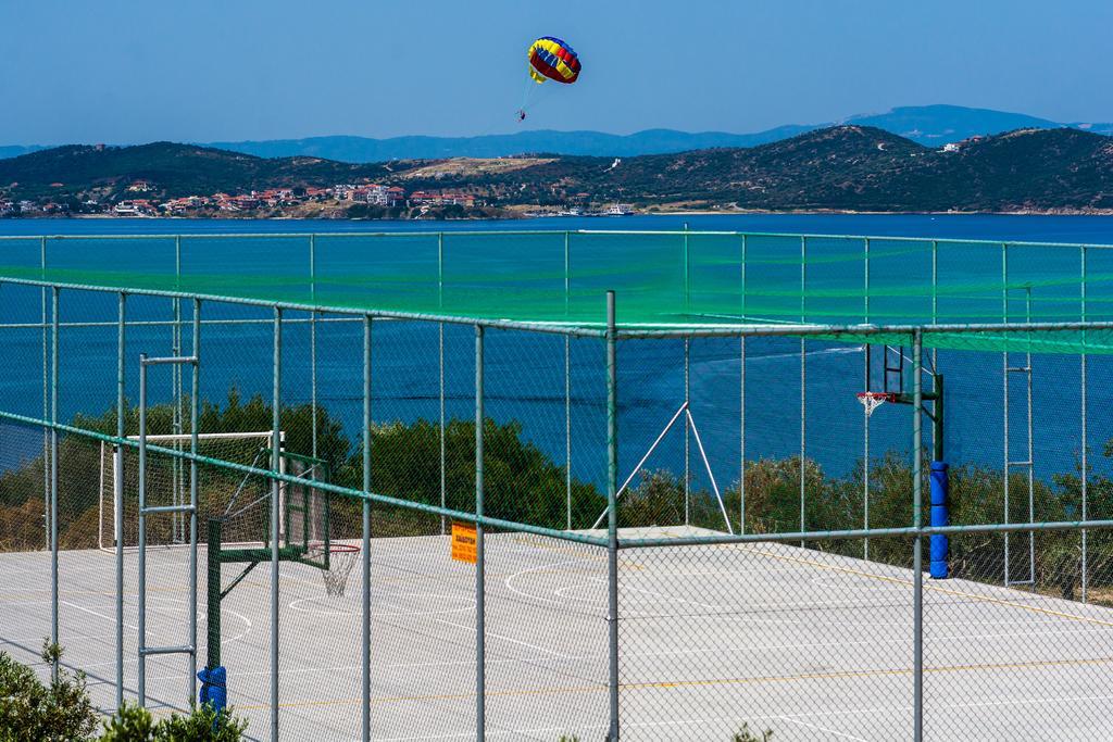 Akrathos Beach Hotel Ouranoupoli Bagian luar foto
